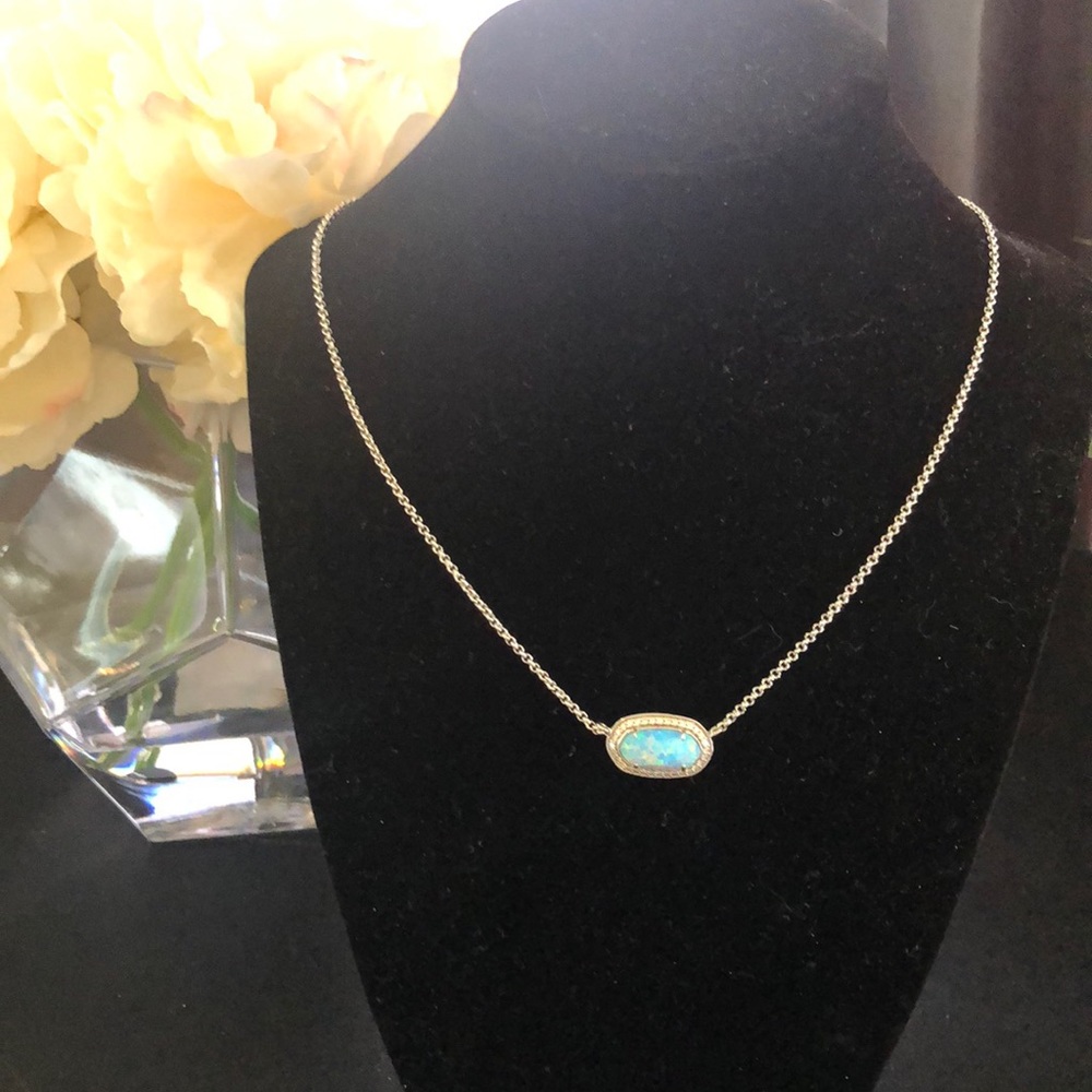 ❤️HOST PICK❤️ RARE KENDRA SCOTT ICE BLUE KYOCERA ELOISE NECKLACE